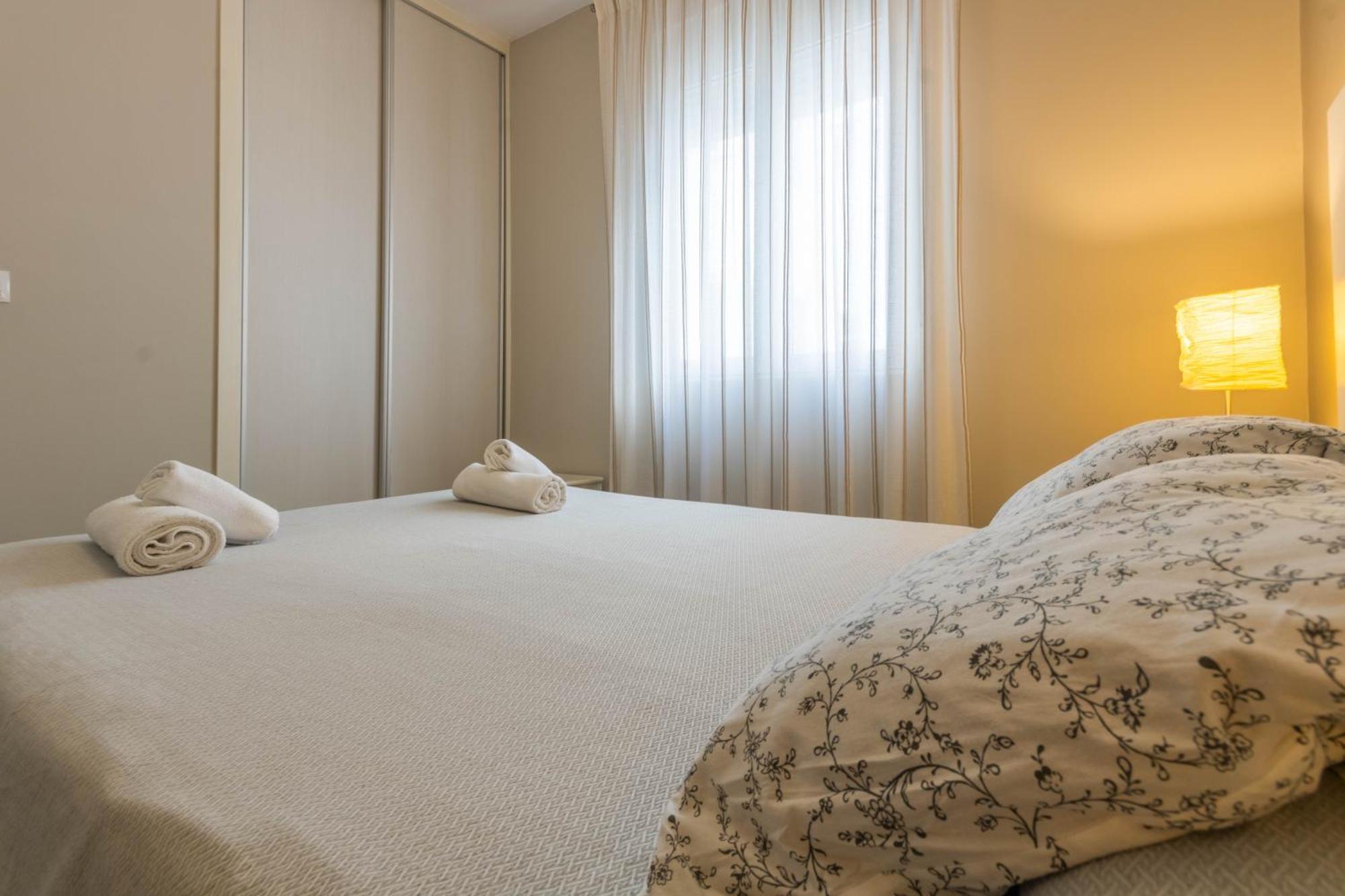 Apartamento Al Medina Kordoba Bagian luar foto